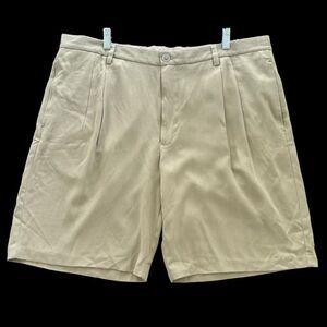 NWT Tommy Bahama 100% Silk Tortola Khaki Pleated Shorts Mens Size 40